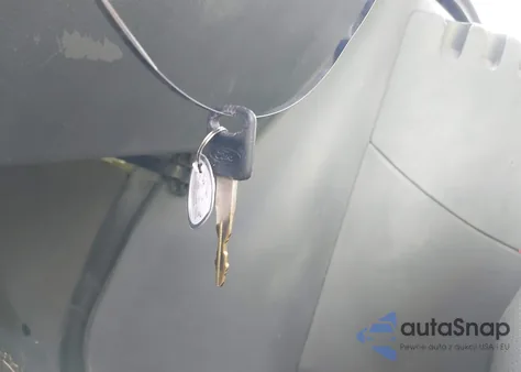 2008 Ford E-350 Super Duty Xl/Xlt z USA, uszkodzony, nr VIN 1FBSS31L78DA10269